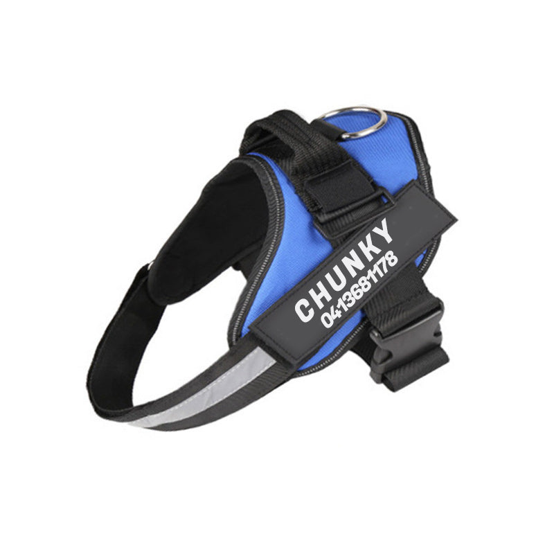 Ergonomisches Anti-Zug Hundegeschirr in verschiedenen Farben, personalisierbar für Komfort und reflektierende Sicherheit.