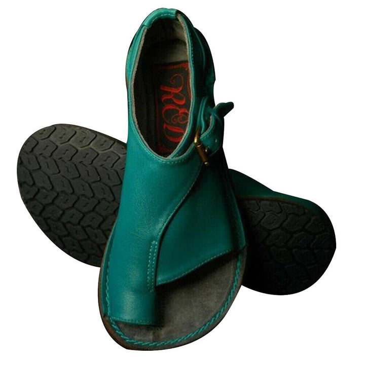 "Flache Elvina Sandalen mit Schnallenriemen in Blau, Hellgrün, Marineblau und Orange, ideal für Sommer und Strand."