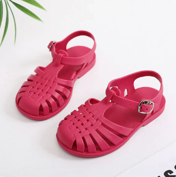"Flexibele Baby Badeschuhe, atmungsaktives Design, ideal für Sommer, Strand, Pool und Freizeit, in sanften Pastellfarben."