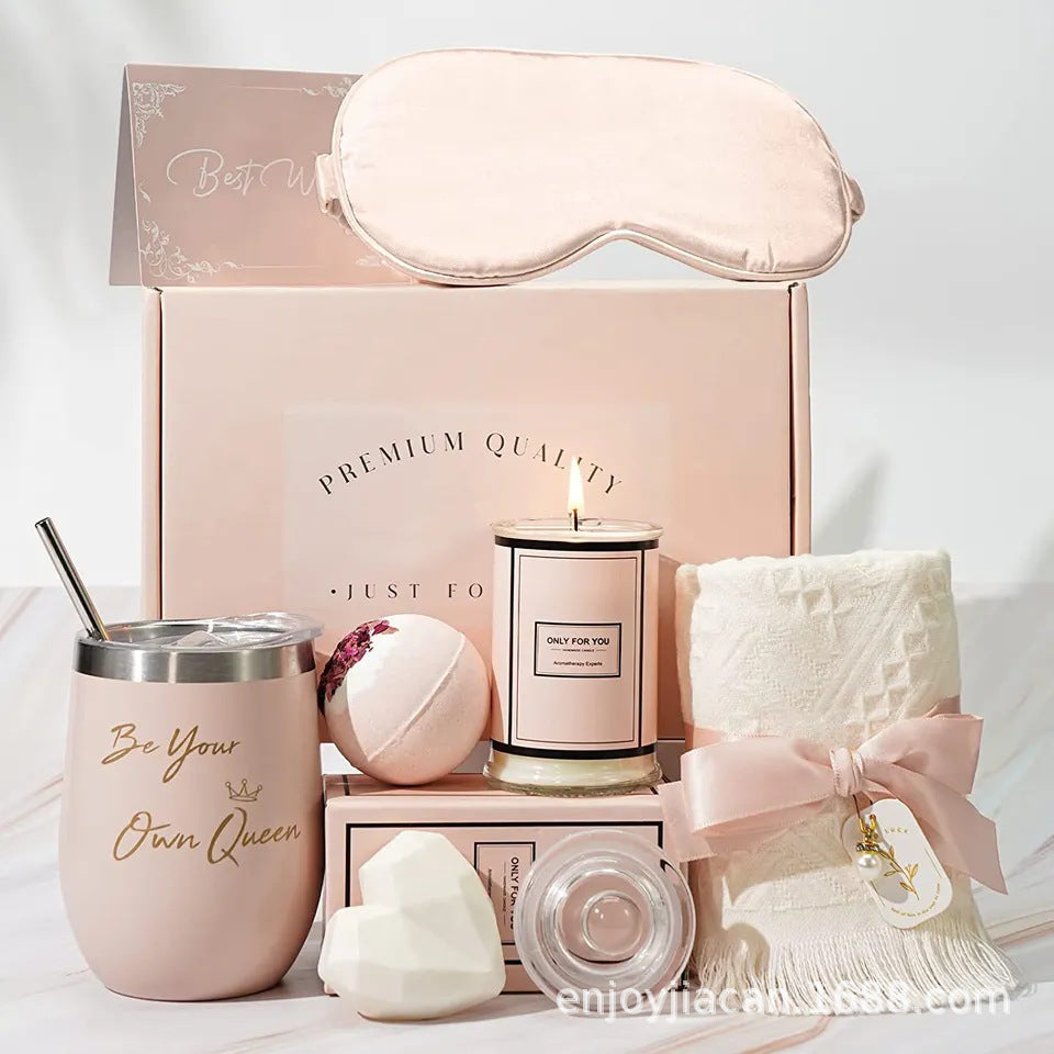 Geschenkbox Set, rosa, mit Kerze, Schlafmaske, Tasse, Decke, Wellness, Entspannung, Geschenkideen.