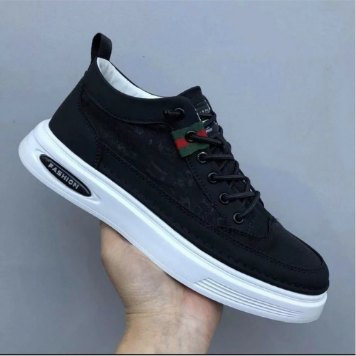 "Graue orthopädische Herrenschuhe, seitliche Ansicht, stilvoll und komfortabel, perfekt für Alltag und formelle Anlässe."