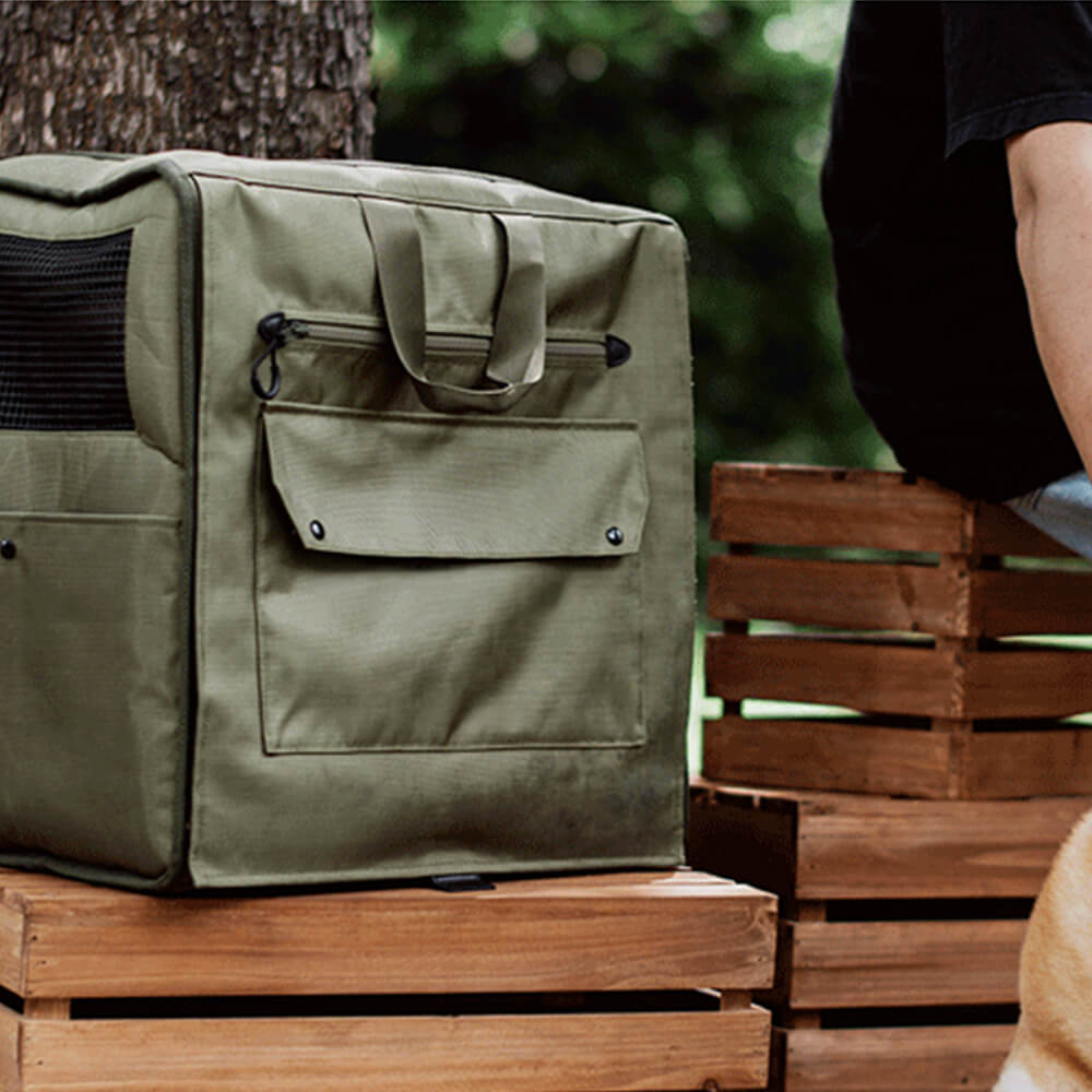 "Großer, wasserdichter Haustier-Rucksack mit atmungsaktivem Mesh, ideal für unterwegs, geräumig und stilvoll."