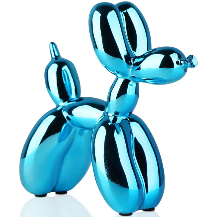 "Handgefertigte Ballontier-Skulptur aus reflektierendem Material als moderne, kunstvolle Dekoration für stilvolle Räume."