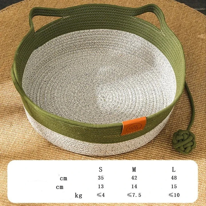 Handgewebtes Katzenbett aus Baumwolle, ergonomisch, in verschiedenen Farben für stilvolles Wohnen und natürlichen Komfort.