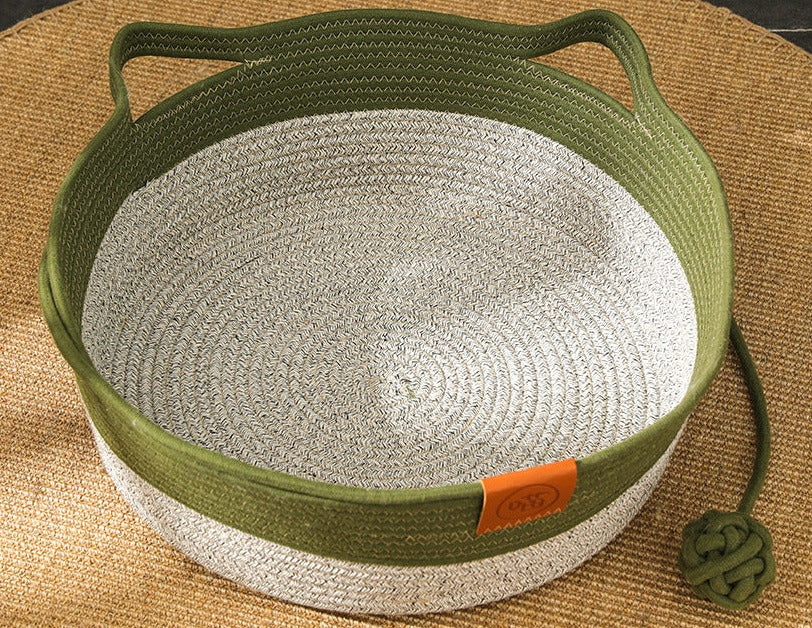 Handgewebtes Katzenbett aus Baumwolle, ergonomisch, in verschiedenen Farben für stilvolles Wohnen und natürlichen Komfort.