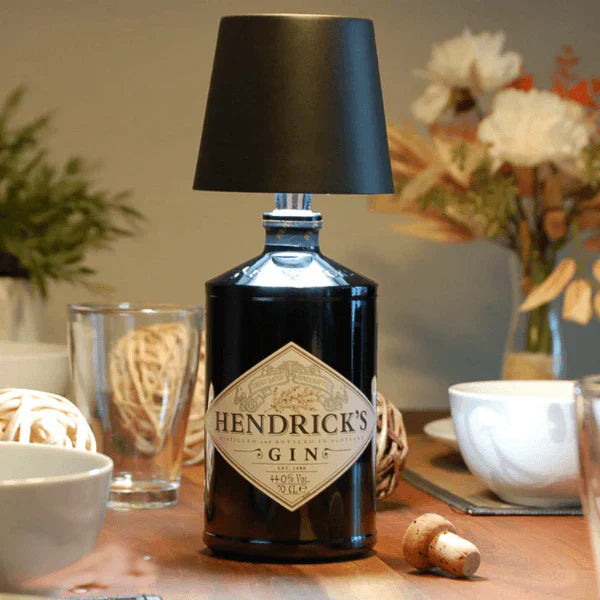 Hendrick's Gin Flaschenlampe, schwarz, Tischdekoration, originelles Design, Wohnzimmerbeleuchtung.