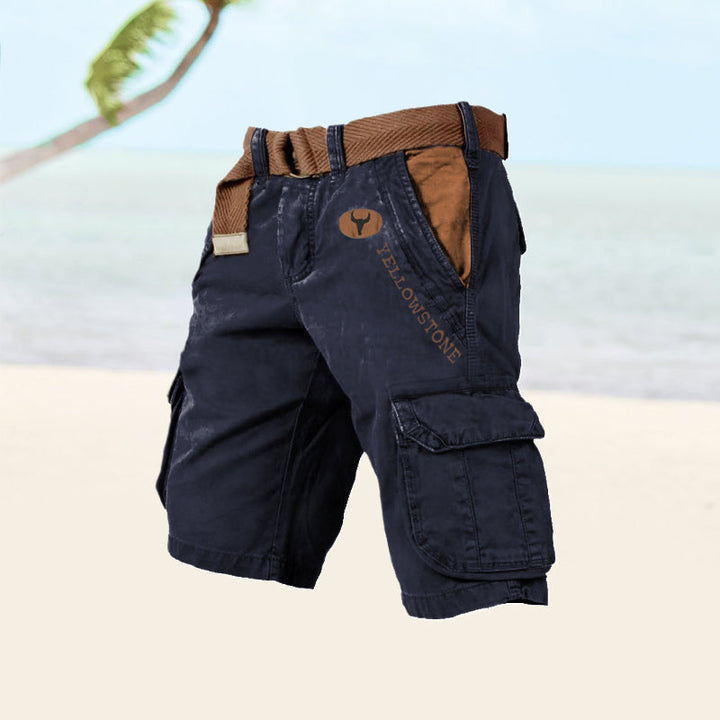 "Herren Cargo-Shorts in Khaki mit zahlreichen Taschen, ideal für Outdoor-Aktivitäten und bequem für Abenteuer im Freien."