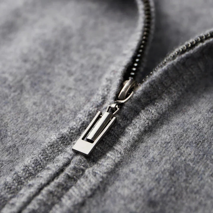 Herren Cashmere Zip Jacke in elegantem Stil, aus weichem Cashmere, mit praktischem Reißverschluss, ideal für Herbst.