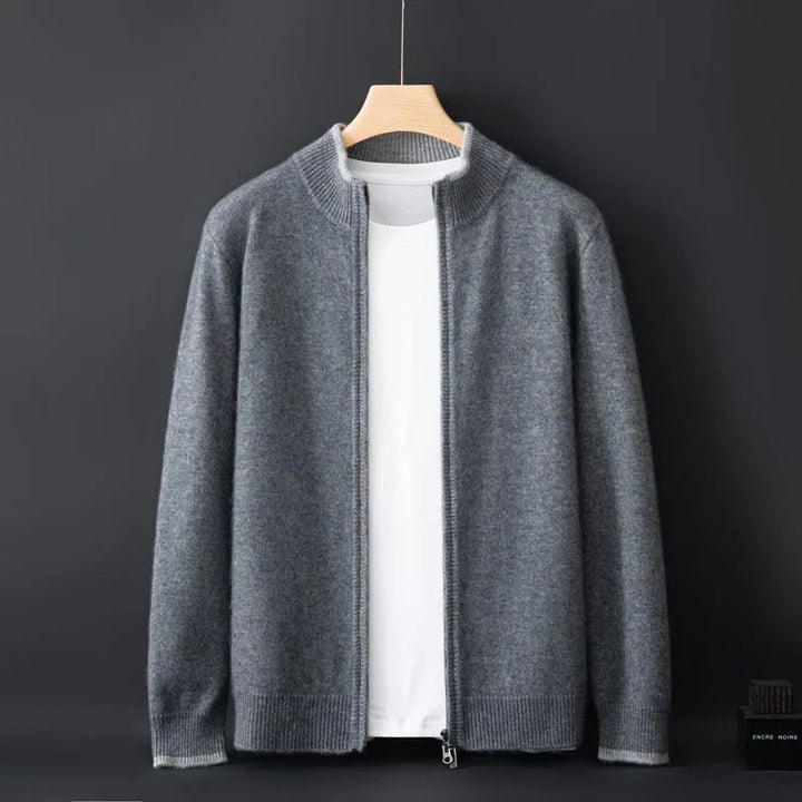 Herren Cashmere Zip Jacke in elegantem Stil, aus weichem Cashmere, mit praktischem Reißverschluss, ideal für Herbst.