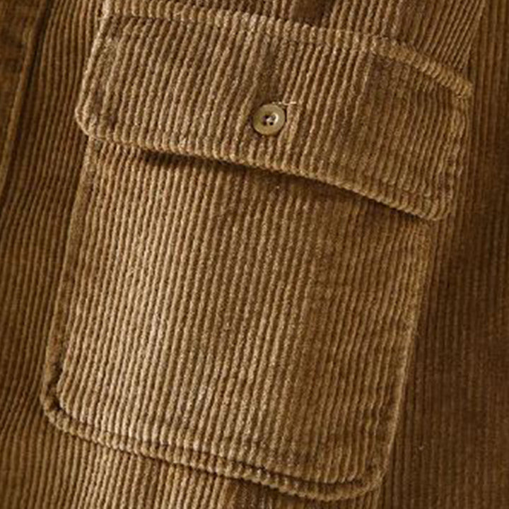 "Herren Kordjacke Langarm mit Taschen in Khaki; weiches, langlebiges Material für Komfort und Stil"