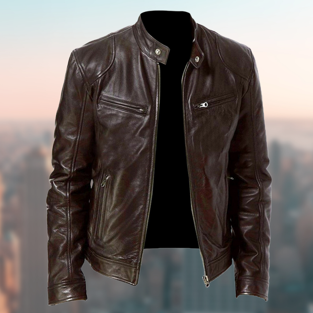 Herren Lederjacke aus hochwertigem Leder, elegant und zeitlos, Vorderansicht in klassischem Design, vielseitig kombinierbar.
