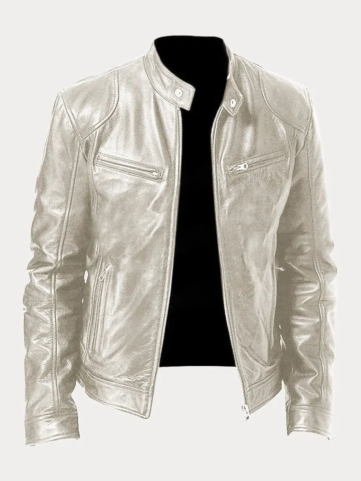 "Herren Lederjacke Daniel, elegant und robust, aus hochwertigem Leder in klassischem Design, mit Reißverschluss und Taschen."