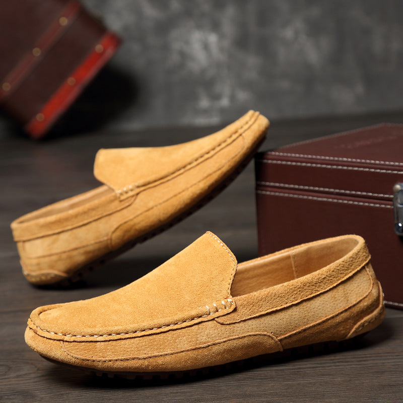 "Herren Loafer aus Wildleder, elegant und komfortabel, zeitloses Design, flexibel, für formelle Anlässe und Alltag geeignet."