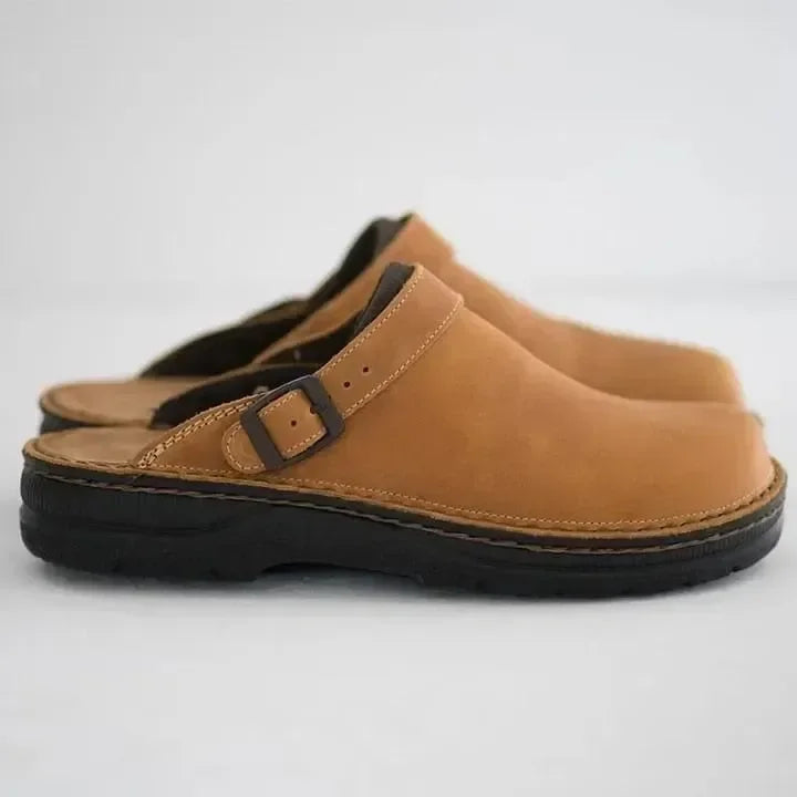"Herren Orthopädische Lederpantoffeln, elegant & bequem, in Beige, Dunkelbraun, Schwarz, mit ergonomischer Innensohle."