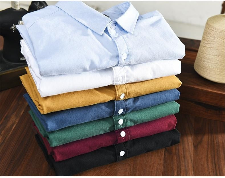 "Herren Oxford-Hemd Beige, klassisches Design, atmungsaktive Baumwolle, ideal für eleganten Stil, optimale Passform"