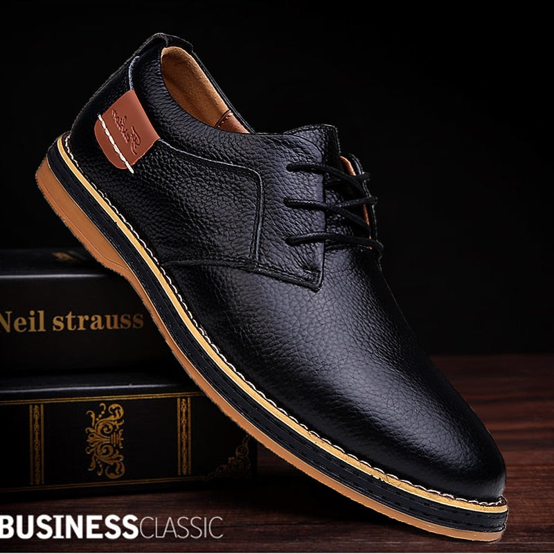 Herren-Oxfordschuhe aus Leder, elegant, blau, braun, schwarz, mit robuster Sohle, stilvoll und vielseitig für jeden Anlass.