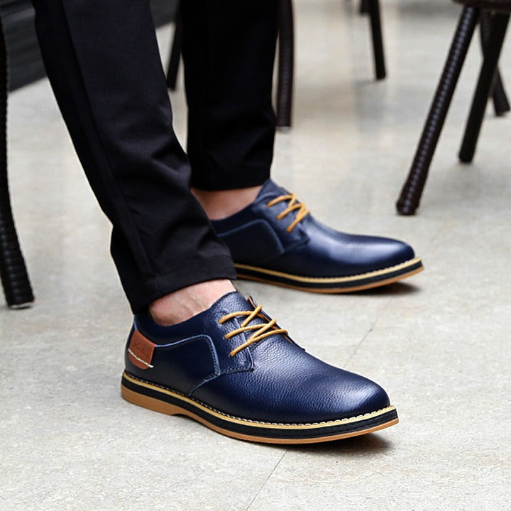 Herren-Oxfordschuhe aus Leder, elegant, blau, braun, schwarz, mit robuster Sohle, stilvoll und vielseitig für jeden Anlass.