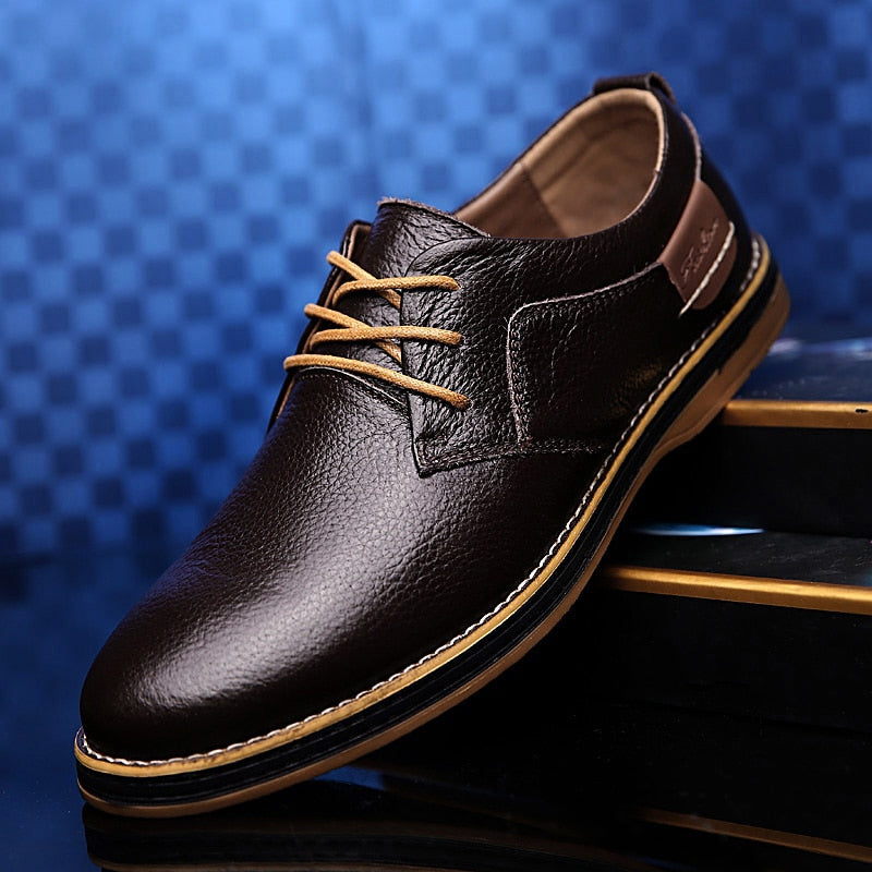 Herren-Oxfordschuhe aus Leder, elegant, blau, braun, schwarz, mit robuster Sohle, stilvoll und vielseitig für jeden Anlass.