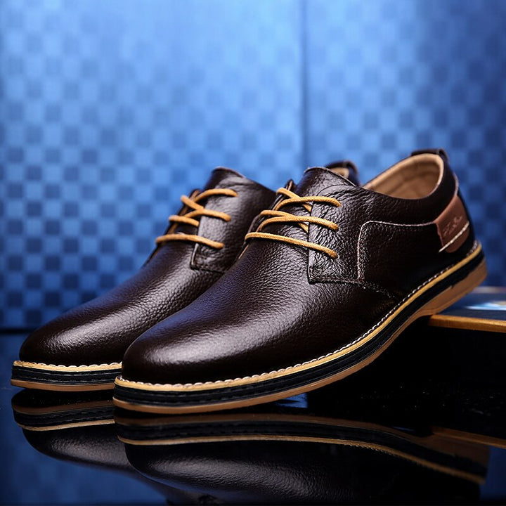 Herren-Oxfordschuhe aus Leder, elegant, blau, braun, schwarz, mit robuster Sohle, stilvoll und vielseitig für jeden Anlass.