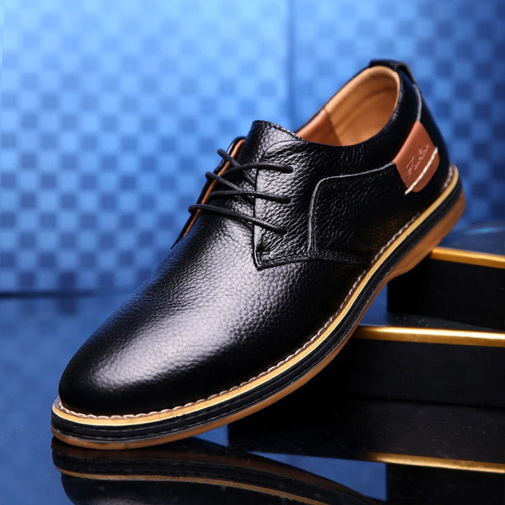 Herren-Oxfordschuhe aus Leder, elegant, blau, braun, schwarz, mit robuster Sohle, stilvoll und vielseitig für jeden Anlass.