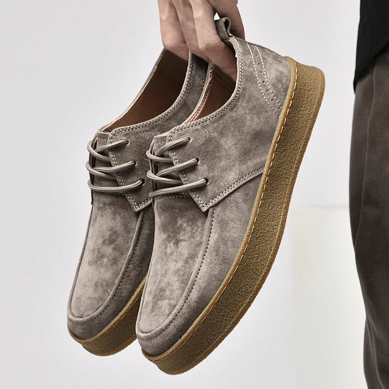 Herren-Wildleder-Sneaker, elegant, in Braun mit bequemer Passform, robuste Verarbeitung und zeitlosem Design für maximalen Ko