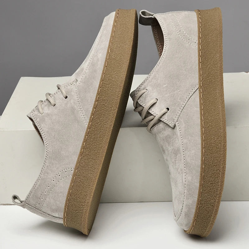 Herren-Wildleder-Sneaker, elegant, in Braun mit bequemer Passform, robuste Verarbeitung und zeitlosem Design für maximalen Ko
