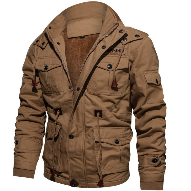 Herren-Winterjacke Emilian, isoliert, wasserabweisend, stilvoll mit Stehkragen und Metallakzenten, elegant und komfortabel.