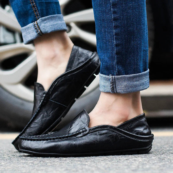 "Herrenloafer in edlem Braun aus echtem italienischem Leder mit eleganter Optik und geschmeidiger Oberfläche"