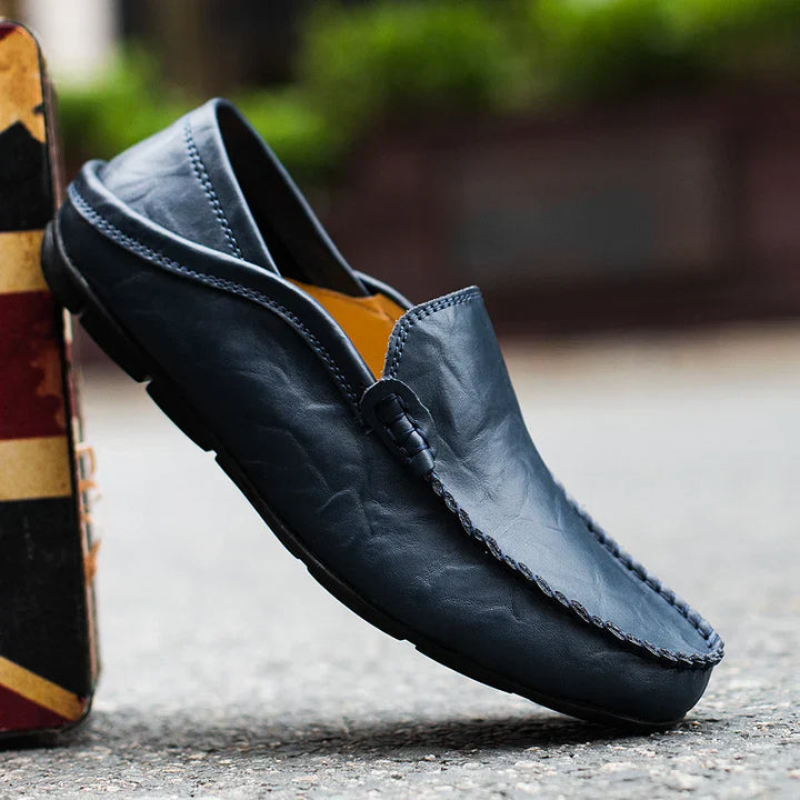 "Herrenloafer in edlem Braun aus echtem italienischem Leder mit eleganter Optik und geschmeidiger Oberfläche"