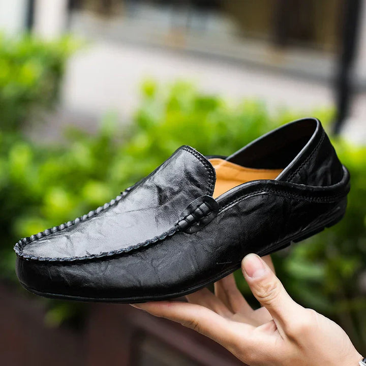 "Herrenloafer in edlem Braun aus echtem italienischem Leder mit eleganter Optik und geschmeidiger Oberfläche"