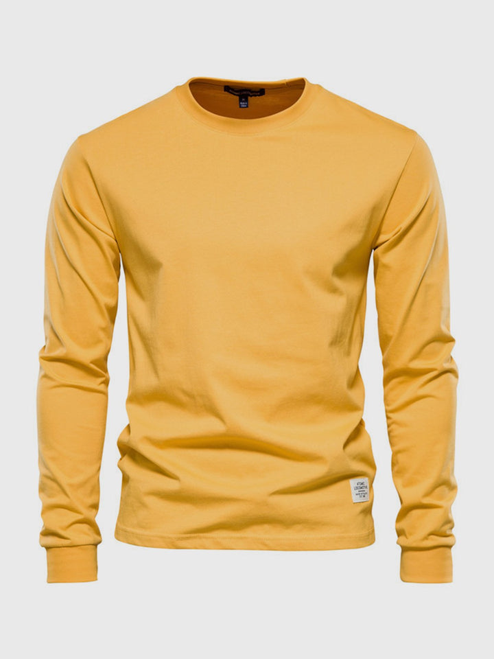 "Hochwertiges Herren Langarmshirt aus Baumwolle mit Rundhalsausschnitt, zeitlose Passform, ideal für vielseitige Looks."