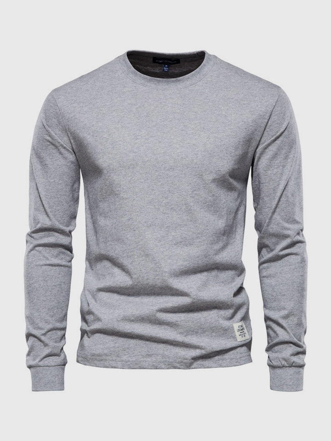 "Hochwertiges Herren Langarmshirt aus Baumwolle mit Rundhalsausschnitt, zeitlose Passform, ideal für vielseitige Looks."