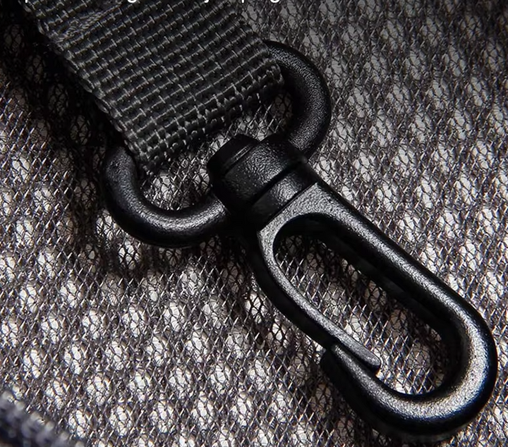 "Hunde-Tragetasche Seitenansicht, ergonomisch, atmungsaktiv, mit gepolsterten Gurten für Komfort und Sicherheit für Haustiere