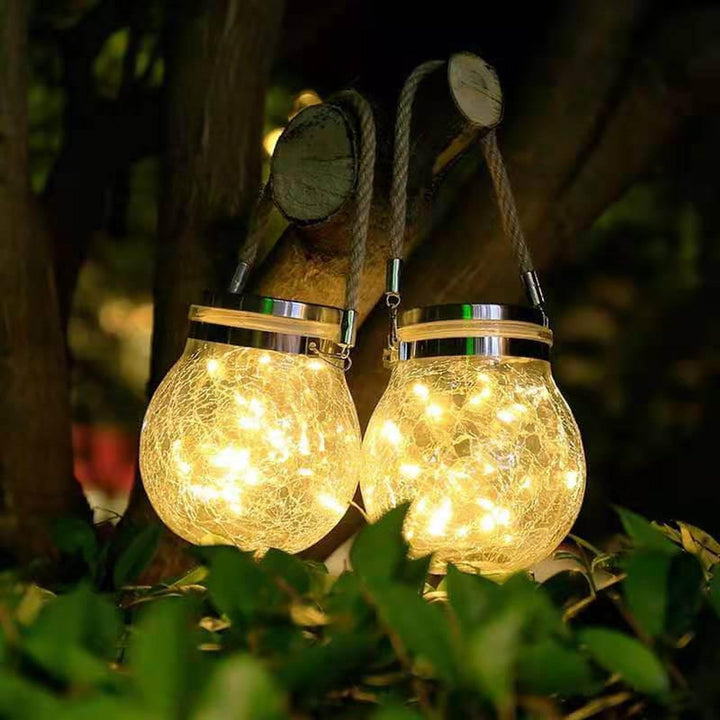 Solarbetriebene Gartenlampe aus Glas für Außenbereiche