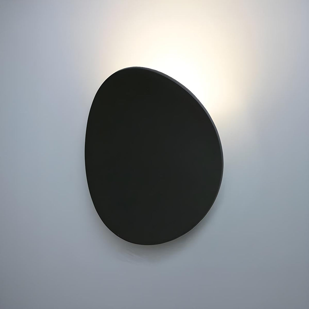 Moderne Wandlampe aus Aluminium in Schwarz oder Weiß