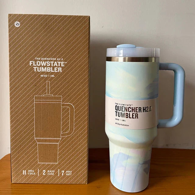 "Isolierter Edelstahl-Reisebecher 40oz, auslaufsicher, mit Griff und Strohhalm, passend für Getränkehalter, modernes Design."