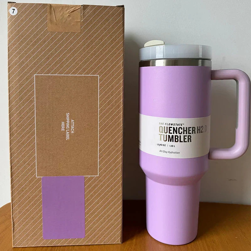"Isolierter Edelstahl-Reisebecher 40oz, auslaufsicher, mit Griff und Strohhalm, passend für Getränkehalter, modernes Design."