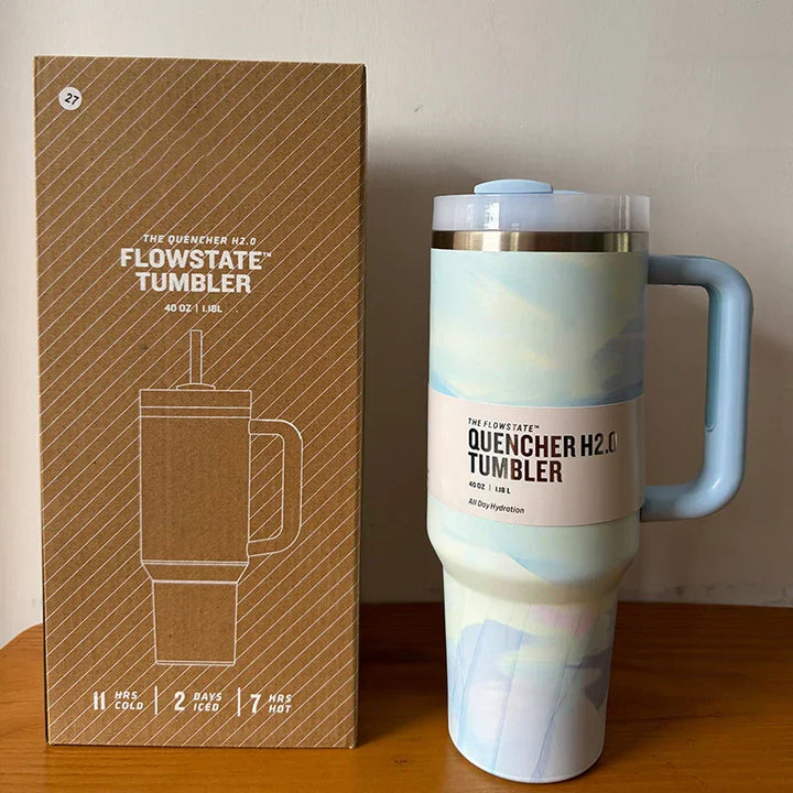 "Isolierter Edelstahl-Reisebecher 40oz, auslaufsicher, mit Griff und Strohhalm, passend für Getränkehalter, modernes Design."