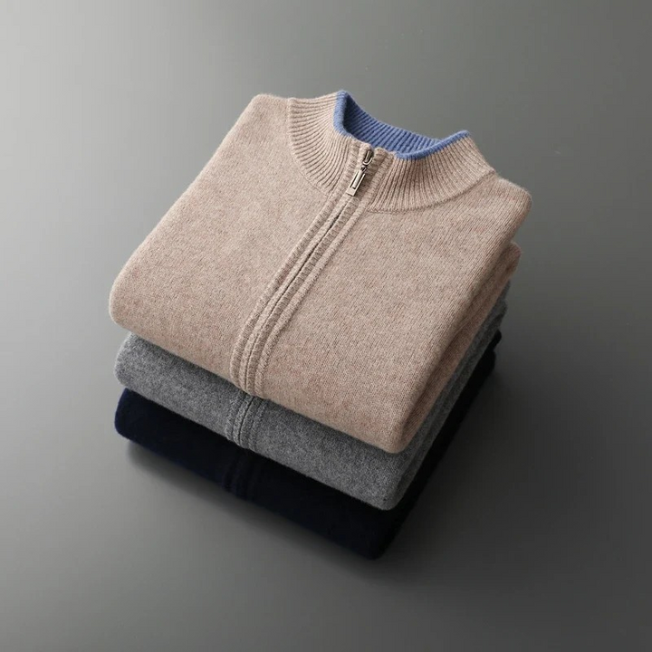 Klassische Herren Strickjacke aus Merinowolle mit Reißverschluss, dunkelblaue Farbe, elegant für Büro und Freizeit.