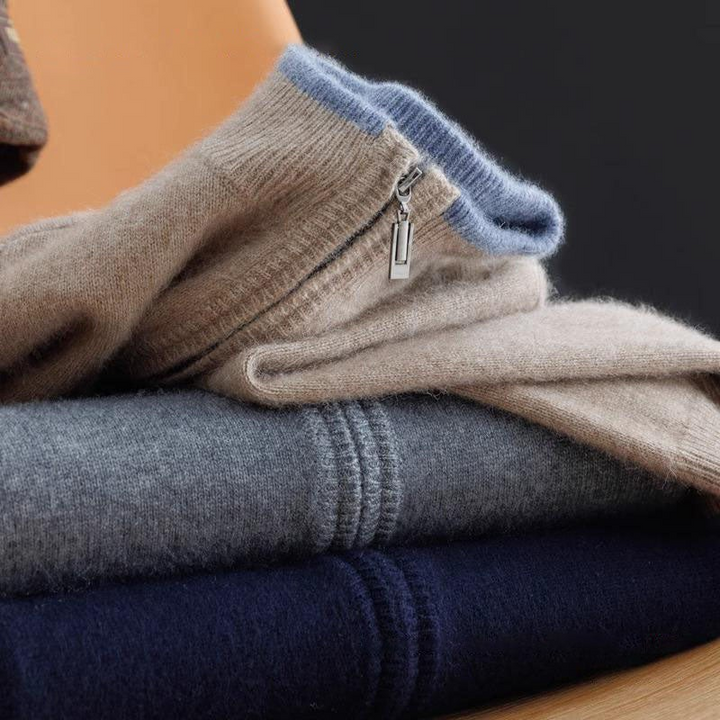 Klassische Herren Strickjacke aus Merinowolle mit Reißverschluss, dunkelblaue Farbe, elegant für Büro und Freizeit.