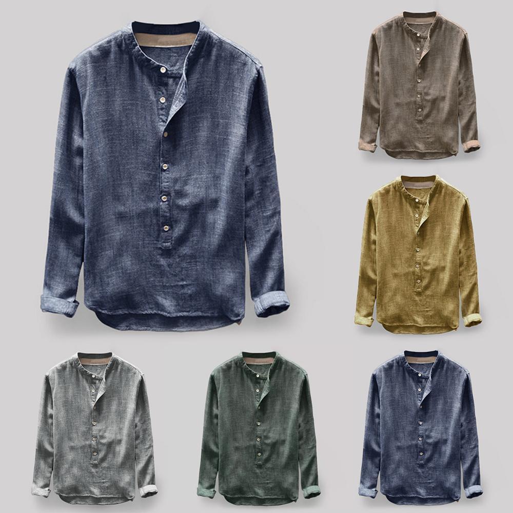"Klassische Herrenbluse aus Oxford-Gewebe in Weiß mit Button-Down-Kragen, ideal für elegante und legere Anlässe."