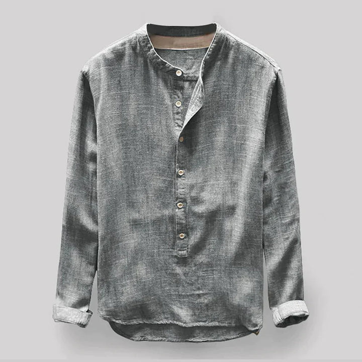 "Klassische Herrenbluse aus Oxford-Gewebe in Weiß mit Button-Down-Kragen, ideal für elegante und legere Anlässe."