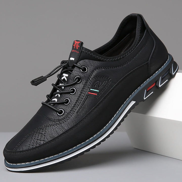 "Klassische Oxford-Schuhe aus Leder, elegantes Design, in hellem Braun, perfekte Wahl für Stil und Komfort."