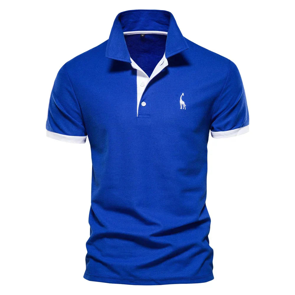 "Klassisches Herren Poloshirt, marineblau, weicher atmungsaktiver Stoff, eleganter Stil für Alltag und Freizeit."