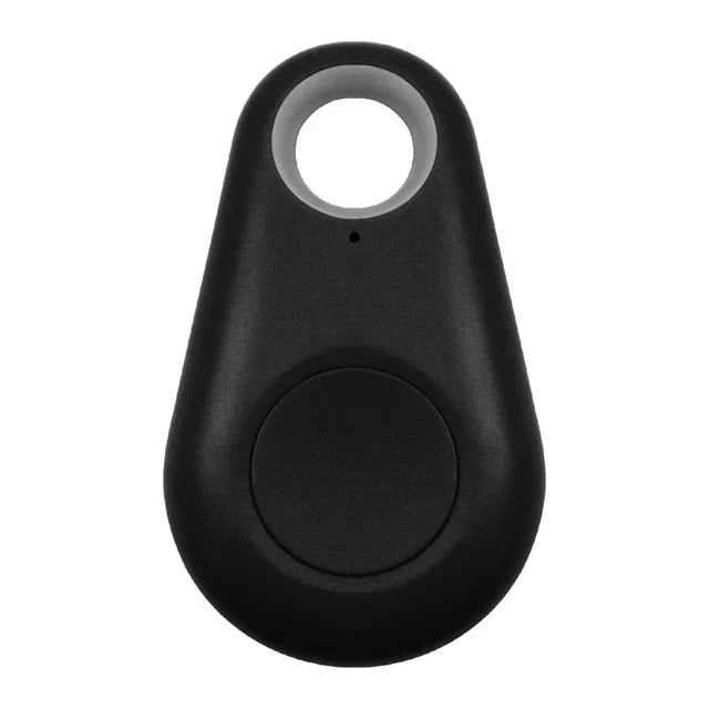 "Kompakter GPS-Tracker für Haustiere, wasserdicht, ideal zur Echtzeit-Ortung von Hunden und Katzen, an Halsband befestigt."