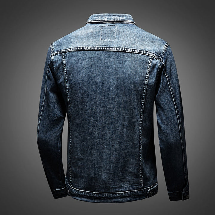 "Lässige Damen-Denim-Jacke; modisches, vielseitiges Design, hochwertiger Jeansstoff, ideal für jede Jahreszeit."