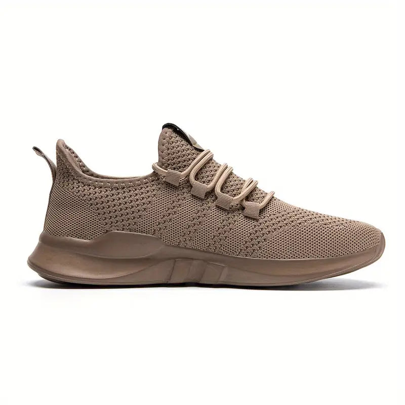 Leichte, atmungsaktive Herrenschuhe in Dunkelgrün. Moderne, funktionale Konstruktion für hohen Komfort beim Laufen.