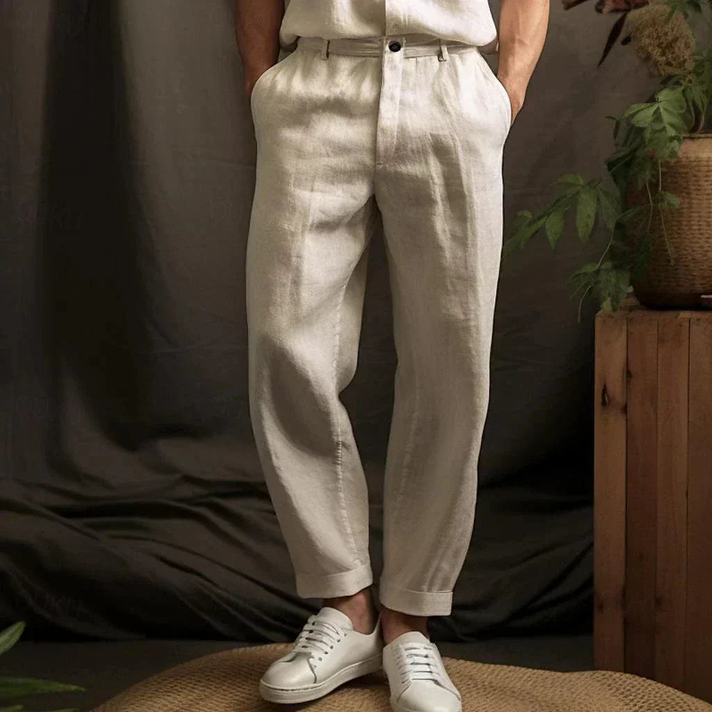 "Leichte Herren Leinenhose, atmungsaktiv, beige; für Sommer, mit Kordelzug und Taschen, lässiger Stil."