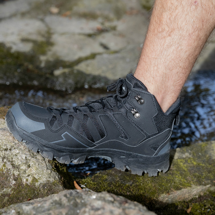 "Leichte orthopädische Wanderschuhe für Damen mit abnehmbarem Riemen, rutschfester Sohle und wasserfester Oberfläche."