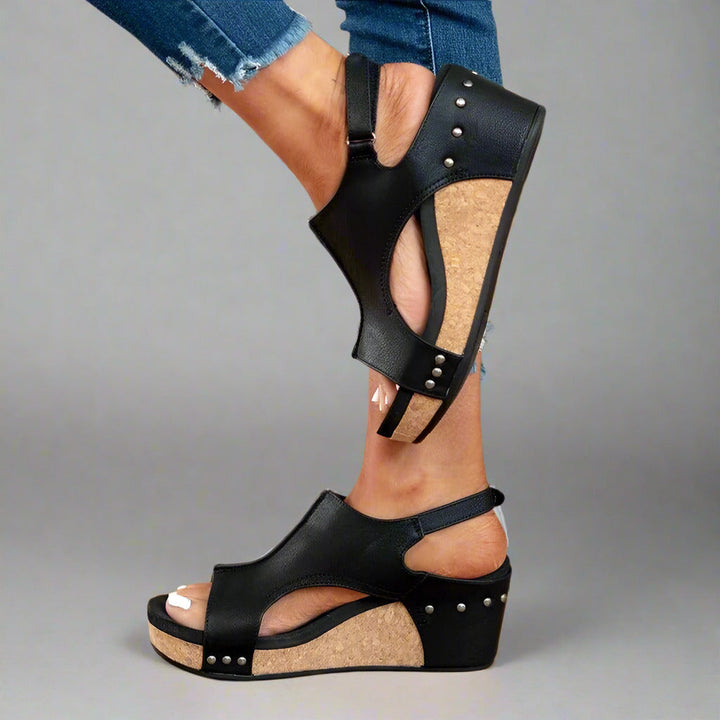 "Lila vegane Sandalen für Damen, orthopädische Passform, elegantes Design, mit Klettverschluss, optimal für Komfort"